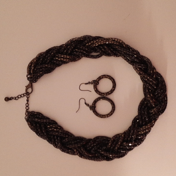 Braided Mesh Necklace Earing Set - Picture 6 of 6